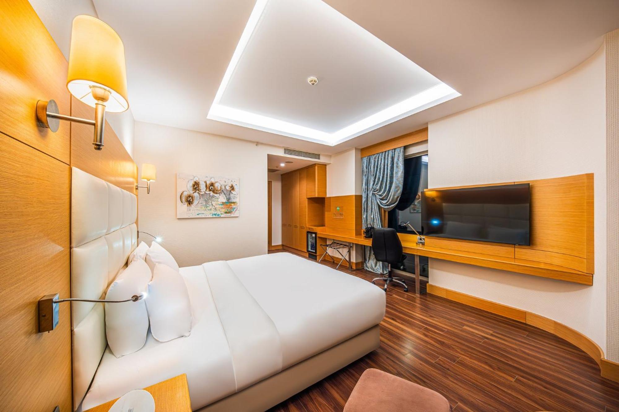 Holiday Inn Ankara - Cukurambar By Ihg Екстер'єр фото