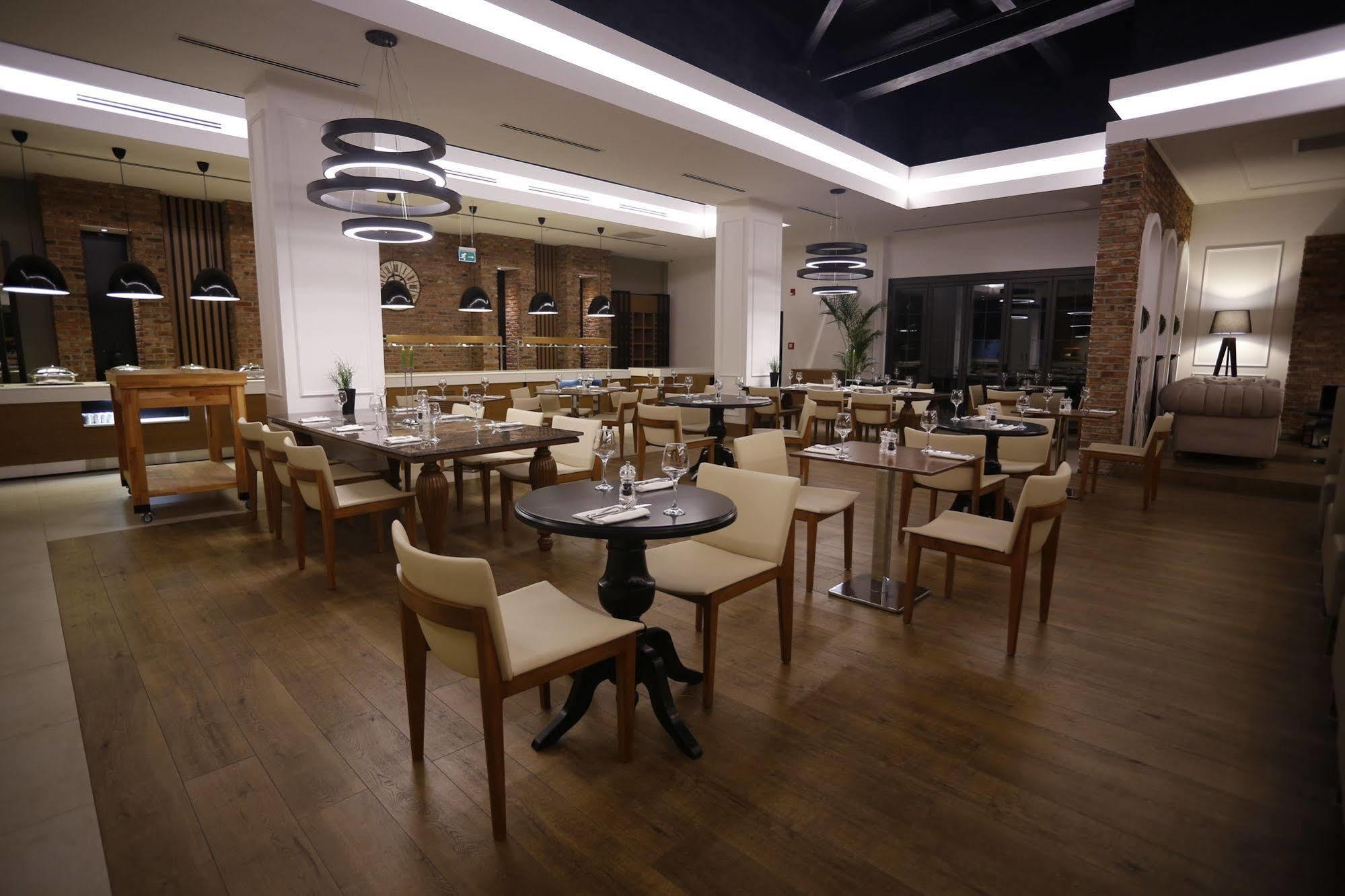 Holiday Inn Ankara - Cukurambar By Ihg Екстер'єр фото
